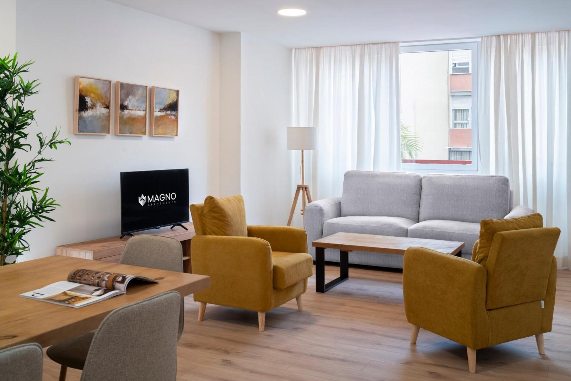 Magno Apartments Principe Seville Exterior photo